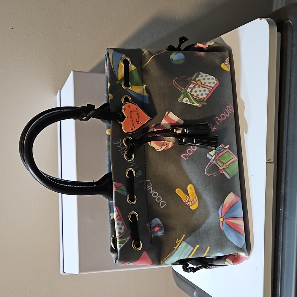 *** Limited Edition Dooney & Bourke ***